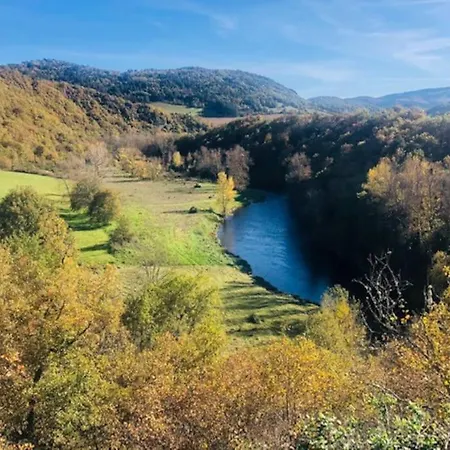 Les Voutes Du Chambon Prázdninový dům *