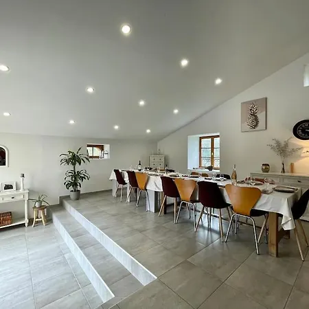 Les Voutes Du Chambon Prázdninový dům *