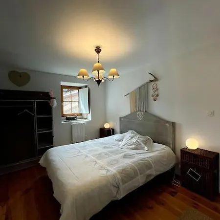 Les Voutes Du Chambon *