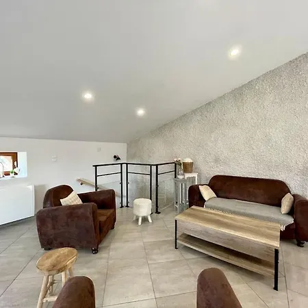 Les Voutes Du Chambon Blassac